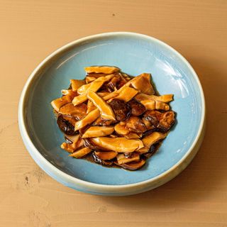 263 Funghi e Bambù saltati