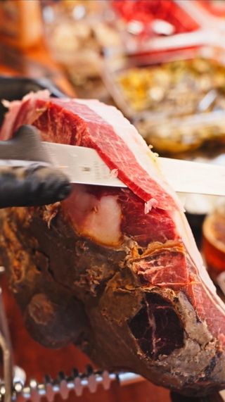 Prosciutto crudo tagliato a mano 100 g