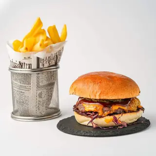 Cheddar Burger + Coca-Cola Combo