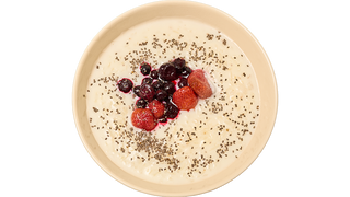 Каша рисовая с ягодами