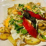 Huevos rotos con gulas