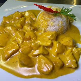 Bocconcini di pollo al curry