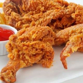 Pollo Broaster Entero Menú completo