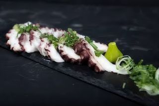 243-Sashimi De Pulpo (6 uds.)