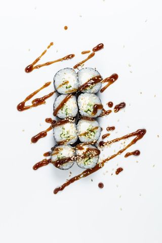 Макі з огірком та крем сиром 150г/8шт