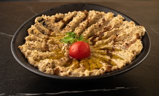 Purée D'aubergine ( Mtabbel)