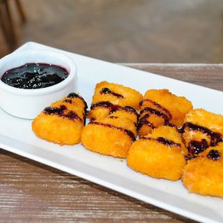 Панирани топени сиренца