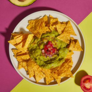 Nachos con Guacamole