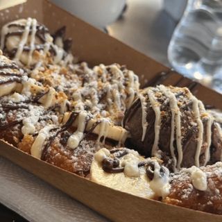 Коминче Апиатито