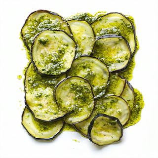 Carpaccio de berenjena al pesto