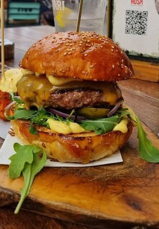 Burger De La Casa