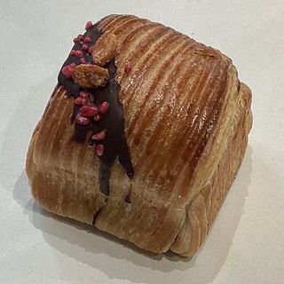 Cofre cacahuet,mascarpone i piña