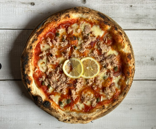 Pizza Tonno e cipolla