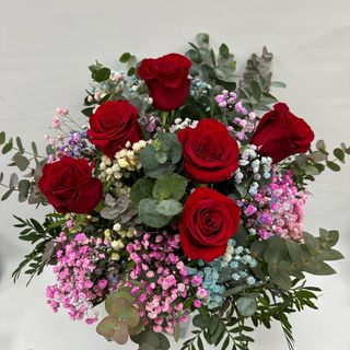 08-TE MERECES TODO !6 ROSAS ROJAS