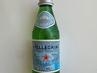 Sanpellegrino woda gazowana 250 ml