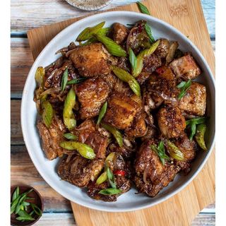 Pork with Onion and Green Chili