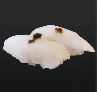 4. Sushi Pez Mantequilla Con Trufa