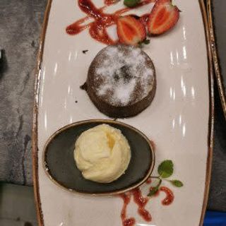 Шоколадово суфле със сладолед