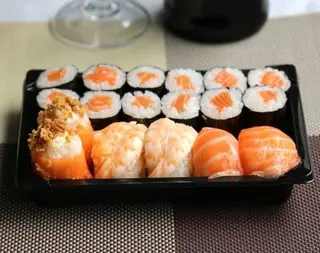 25.Sushi Misto E
