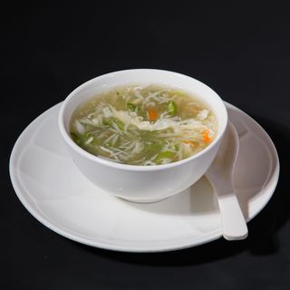 Zuppa di granchio e asparagi