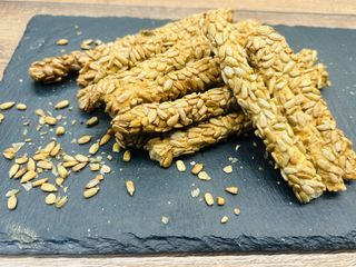 Гризини със семки