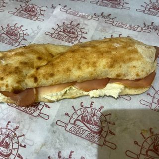 Lepinja sa kajmakom plus