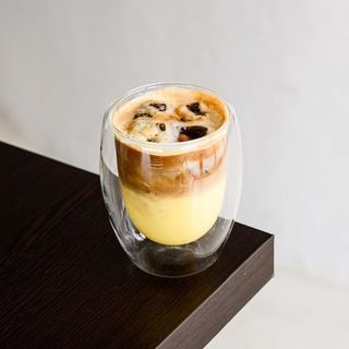 Saffron Latte