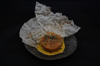 Tartar De Salmón, Mango Y Algas