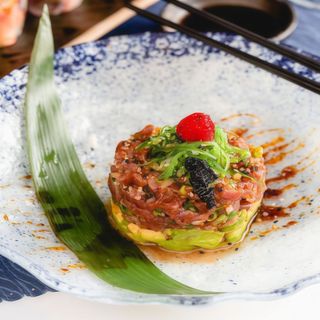 Tartar De Atún Y Aguacate