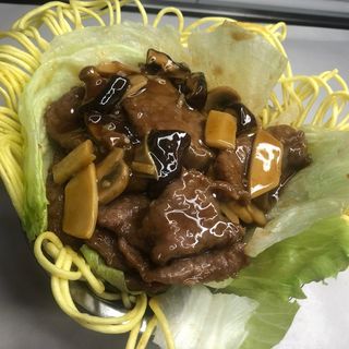 Ternera Con Bambú Y Setas