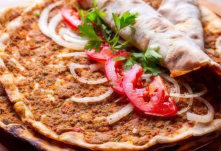 Lahmacun De Pollo