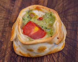 Empanada Caprese (1 Ud.)