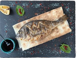 Дорадо запечена на вугіллі (350g)