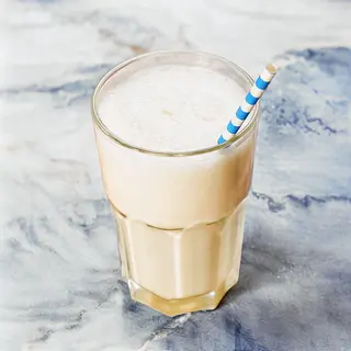 Lassi ghiacciato