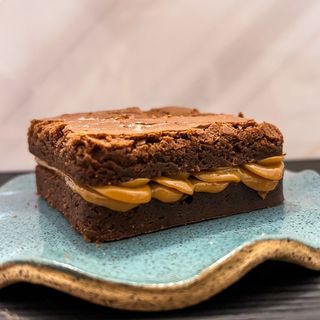 Brownie Recheado com Doce de Leite