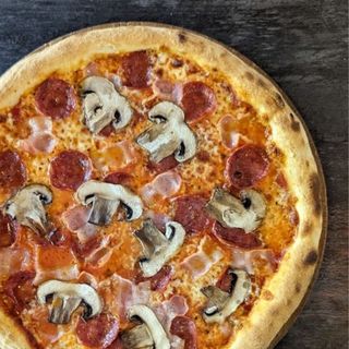 Pizza Peperoni