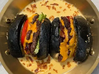 Cheeeeese and Burger (570g)