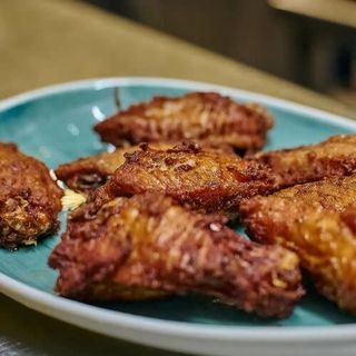 Alitas De Pollo (8 Uds.) + Salsa Barbacoa