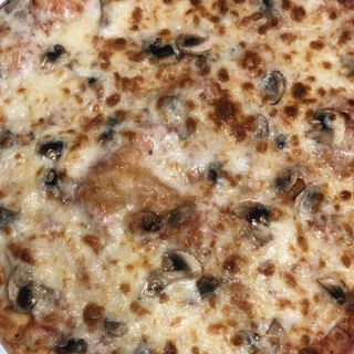 3. Mashroom Special (28 Cm.)