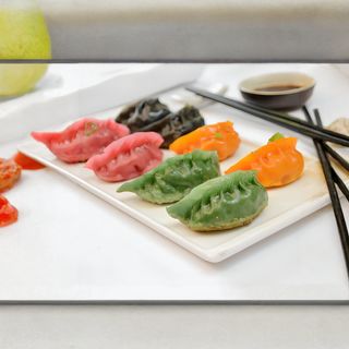 Surtido De Jiaozi A La Plancha (8 Pza.)