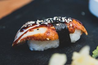 სუში უგარი