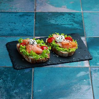 ორაგულის ბრუსკეტა