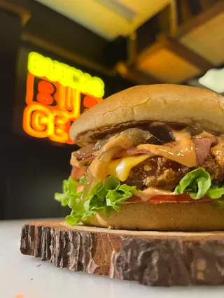 Lara Burger