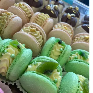 Macarons рандом