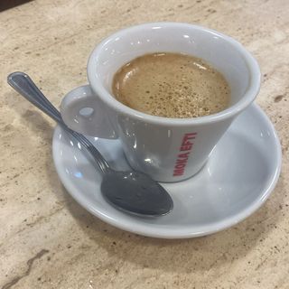 Caffè d’orzo in tazza grande 