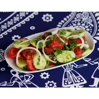 კიტრი-პომიდვრის სალათი