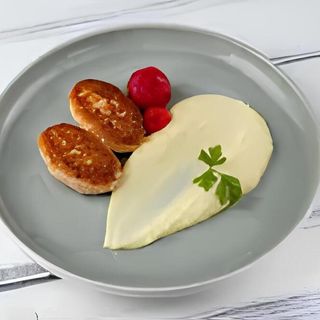 Котлети з лосося та судака з картопляним пюре 130/150/100