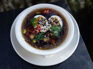 Суп з локшиною та куркою (380g)