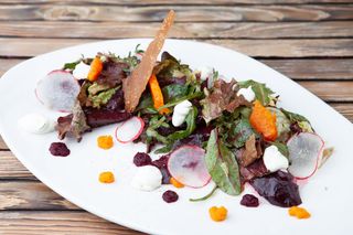 Салат с глазированной свеклой (300 гр.)