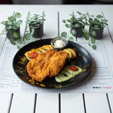 Pileća bečka šnicla + Coca-Cola